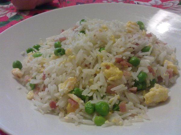 Riso saltato alla cantonese Riso cantonese